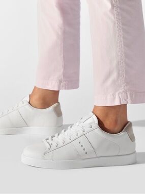 ECCO Women’s Low-Top Sneakers